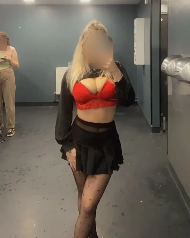 Roxane - Image 4